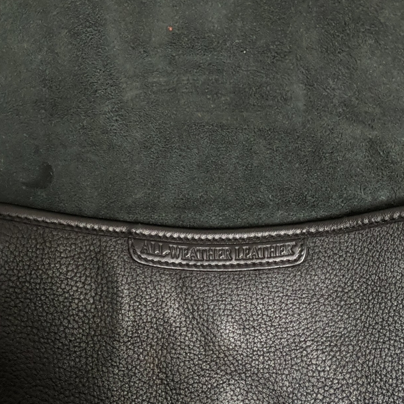 Dooney & Bourke Leather Crossbody Purse/Bag - Picture 6 of 6